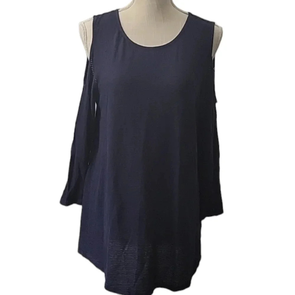 Crown & Ivy Cold Shoulder Tunic